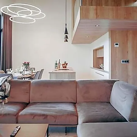 Hotel Tee House 4*